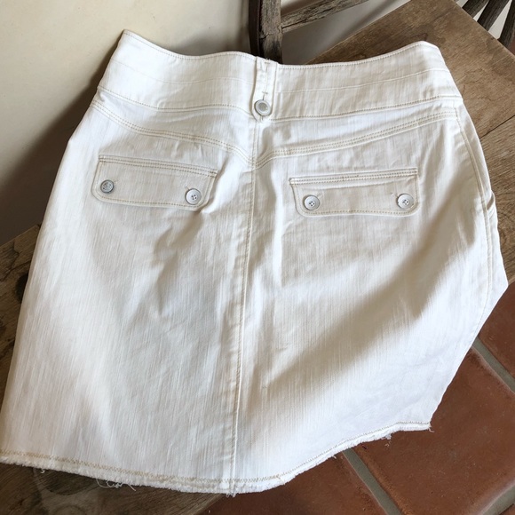 ANTHROPOLOGIE Denim Nautical Sailor Anchor Buttons Style Cute Fringed Skirt Sz 2 - Picture 2 of 8